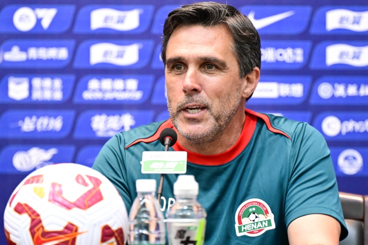 开云手机入口-豫媒：河南队“寻枪”成为当务之急 牛梓屹将前往大连队