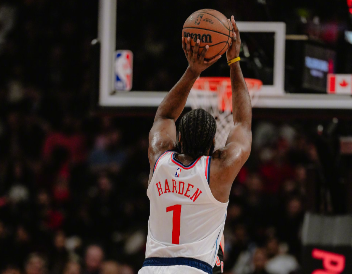 kering-快船五连胜！哈登31分10助带队大逆转，快船进前十，但需尽快补强