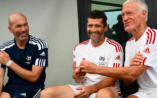 开云中国官网-法国世界杯首冠25周年庆祝：齐达内做东和德尚重聚