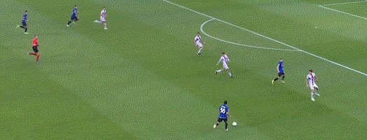 开云正版应用-【欧冠】恰神致胜 巴萨中柱+进球被吹0比1客负国米