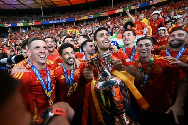 《法国足球》专访罗德里全文：力量来源于稳定性