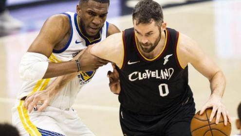 开云正版应用-想抓库里巅峰期的尾巴？勇士得从全力争夺拉夫开始